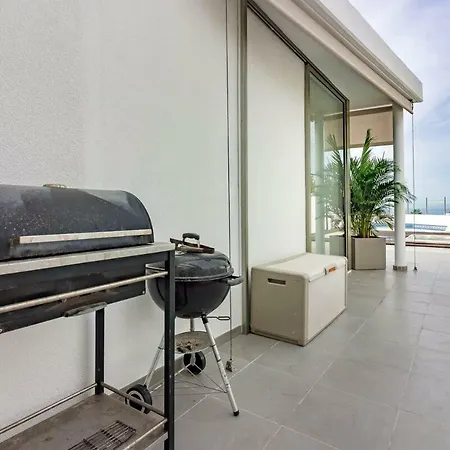 White Whale Costa Adeje (Tenerife)